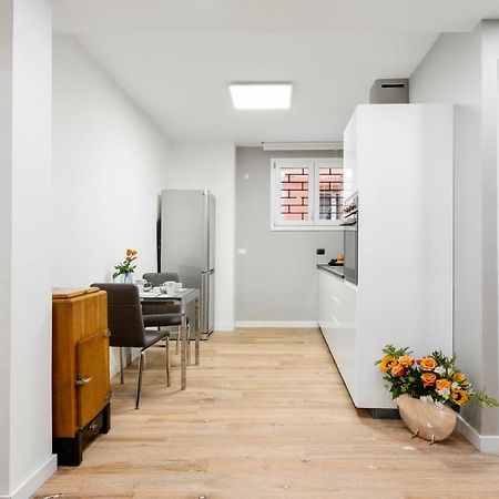 Duplex Luxurious Apt In The Heart Of Bologna Bolonha Exterior foto