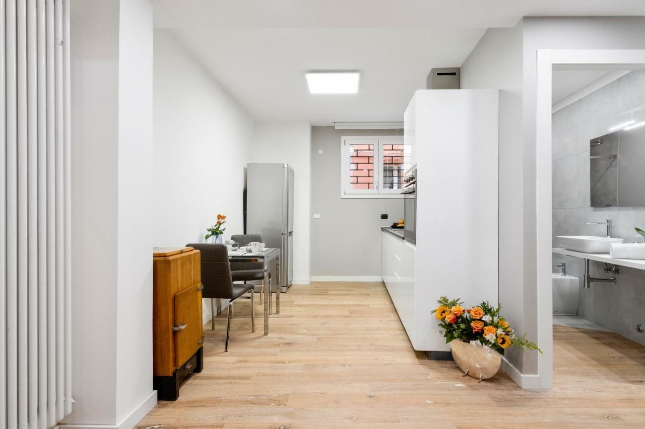 Duplex Luxurious Apt In The Heart Of Bologna Bolonha Exterior foto